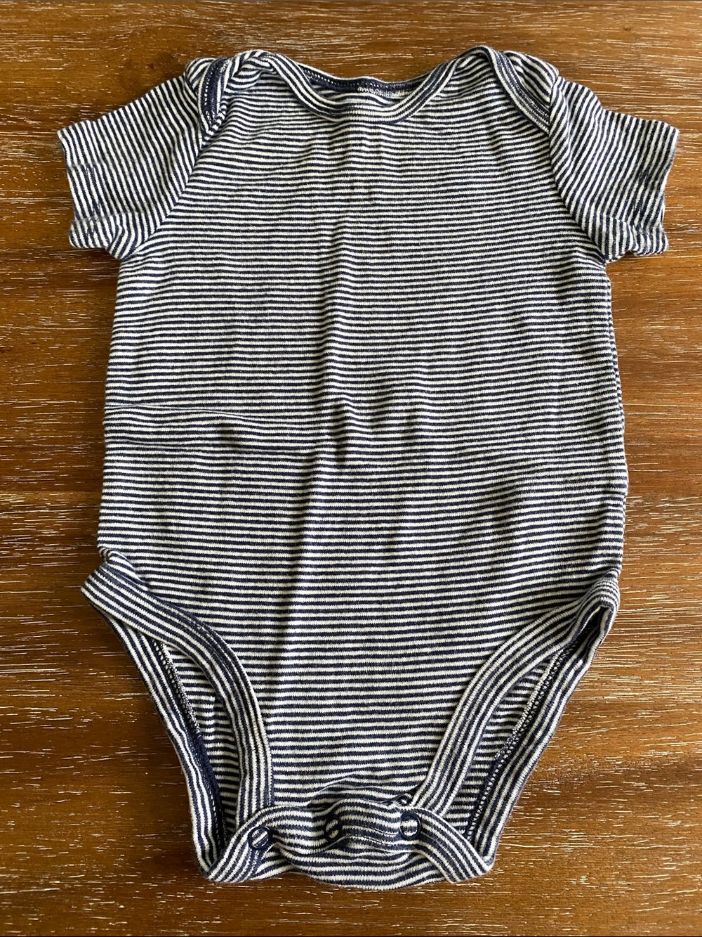 Carter’s 6 Month Striped Short-Sleeve Baby One-Piece Bodysuit in Navy and White